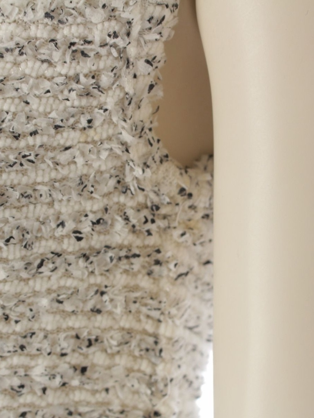CHANEL Seoul CC Buttons Lesage Tweed Dress / Size EU36 - Picture 7 of 10